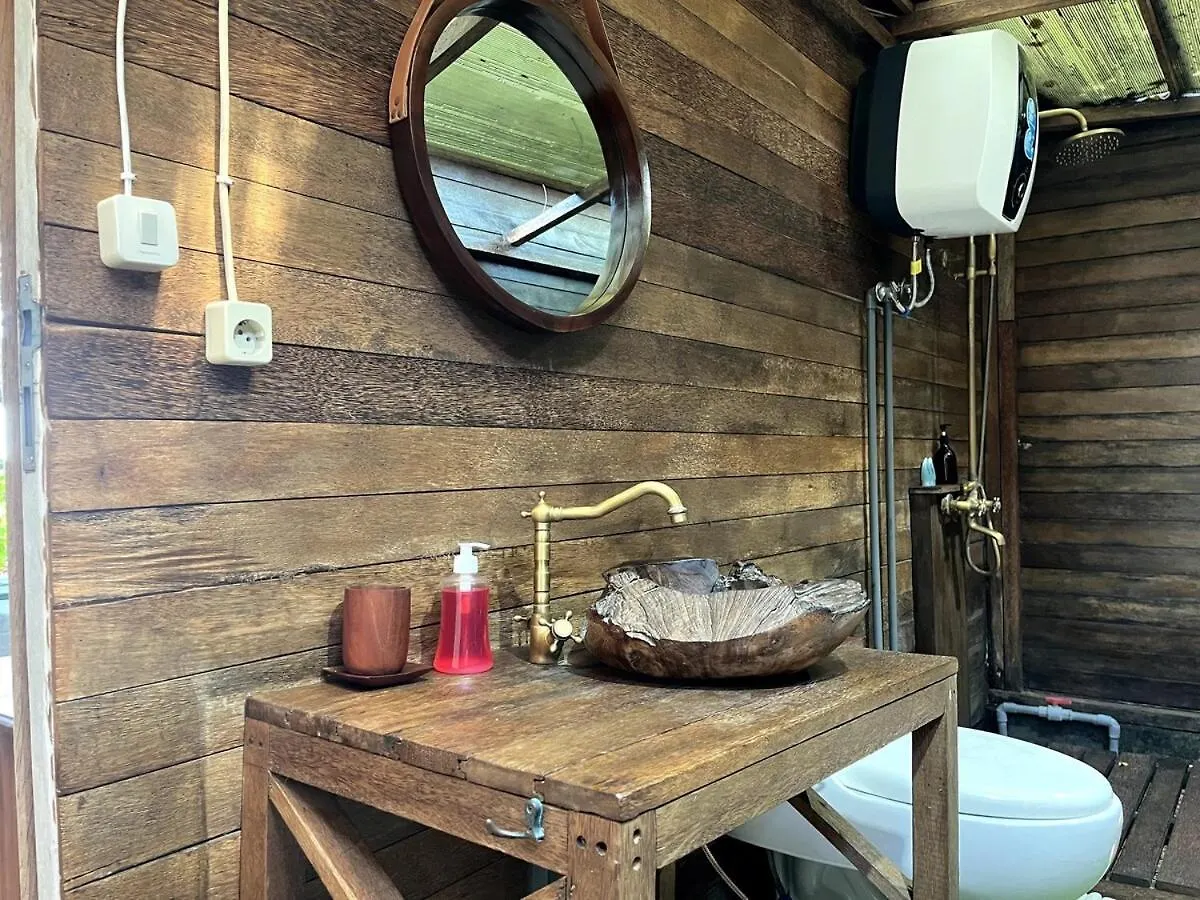 Nusa Dua 5 Bedroom Wooden Huts Vila Nusa Dua (Bali)